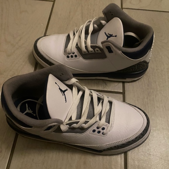 Jordan 3 retro (used) - Picture 9 of 9